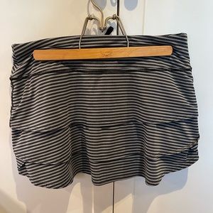 Athleta tennis skort M